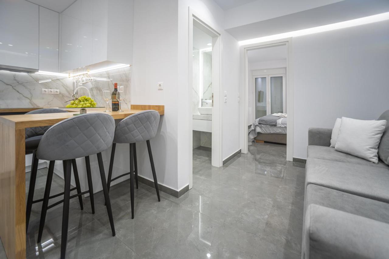 Ferienwohnung A Casa Nostra Loutráki Exterior foto